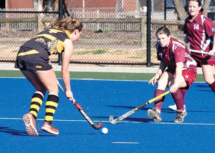 YP hockey scores and reports