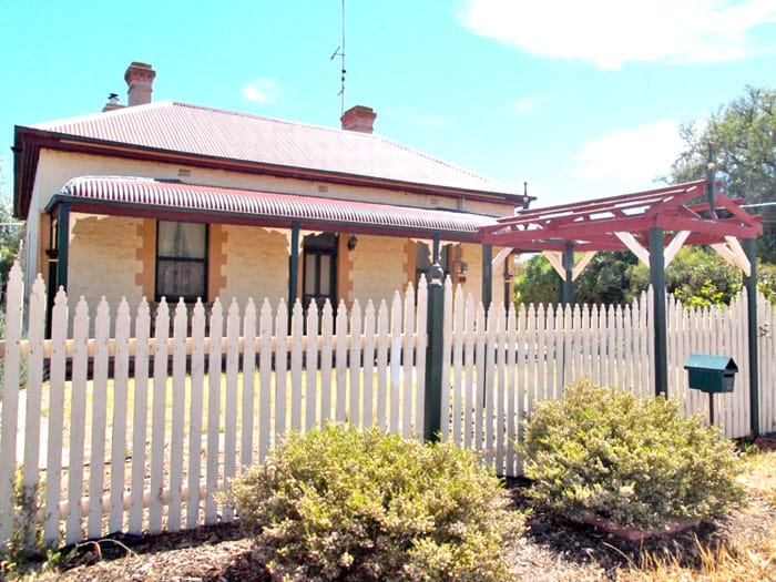 Country charm with room to move