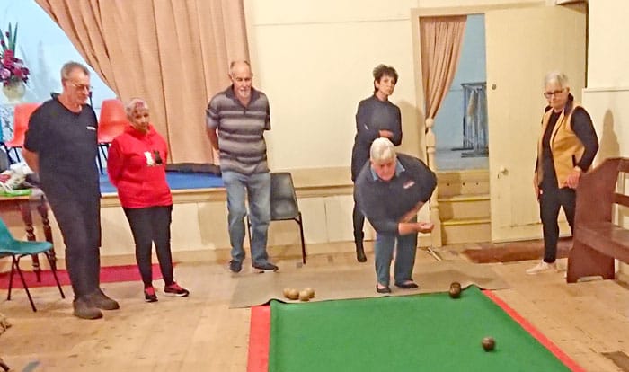 Cross Roads indoor cush bowls report