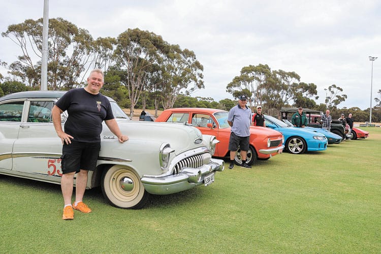 Cars showing up in Moonta