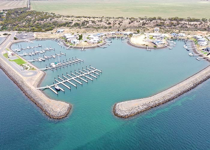 Deep problems for boaties at Vincent