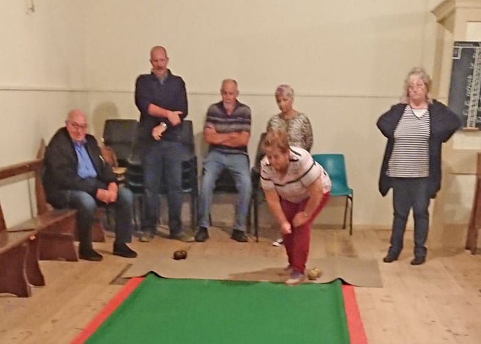 Cross Roads indoor cush bowls report