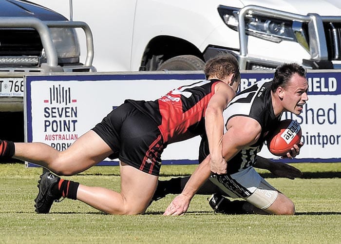 Bloods run out easy winners at home