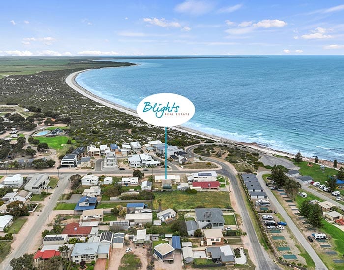 Sea views and space in Port Hughes