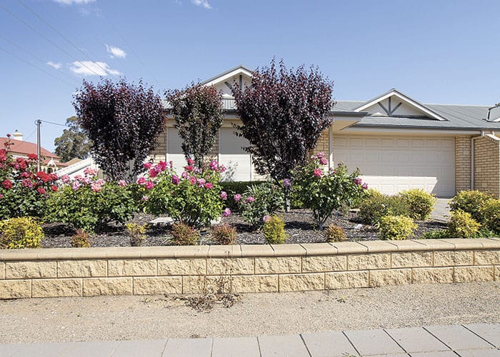 Stylish, spacious and secure home in the heart of Kadina