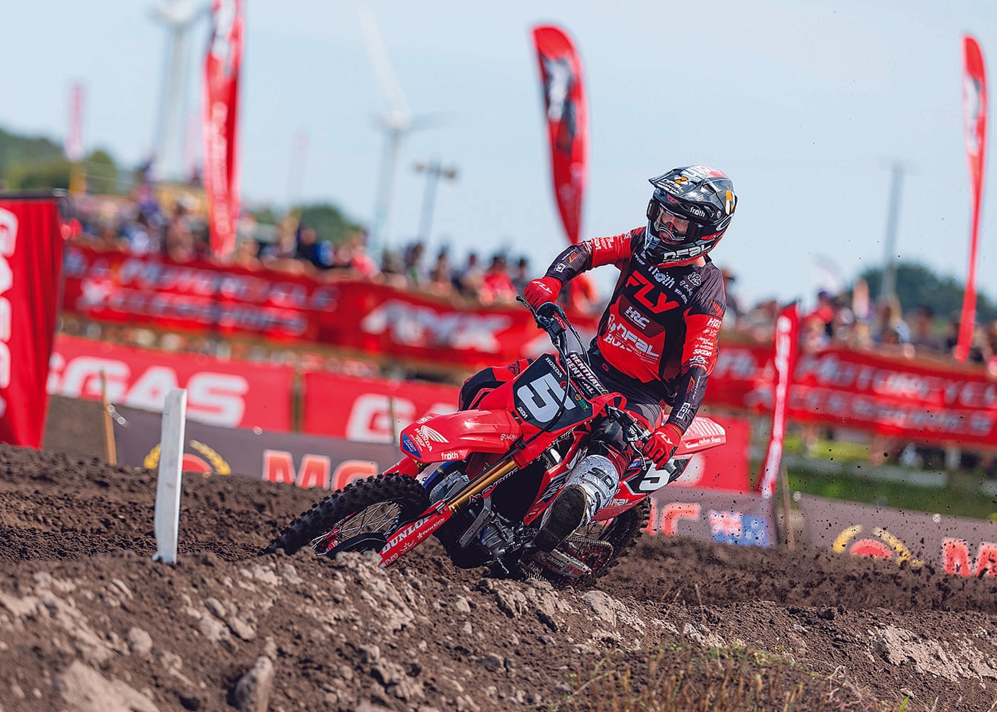 Larwood’s perfect start to 2026