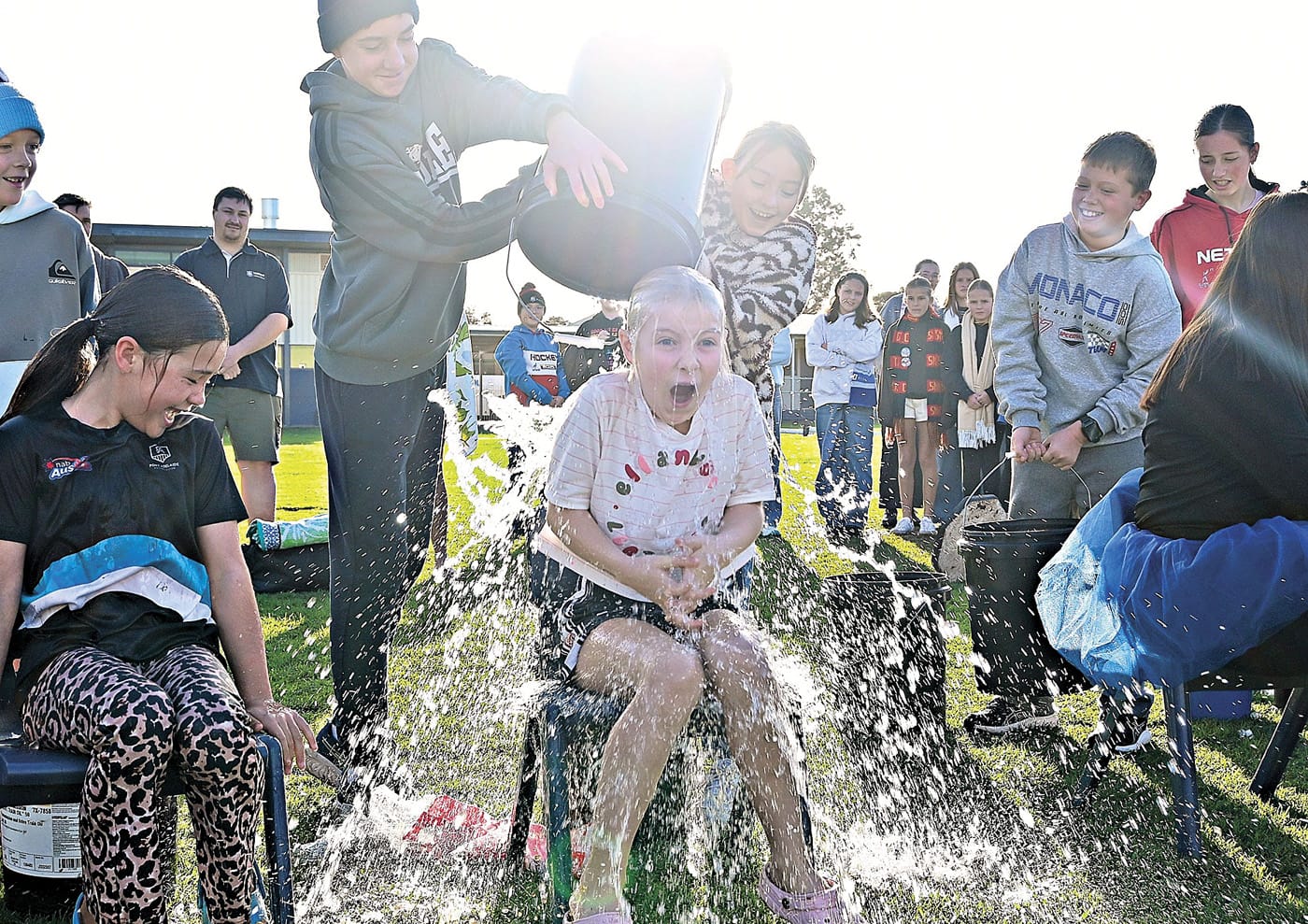 School braves the freeze for FightMND