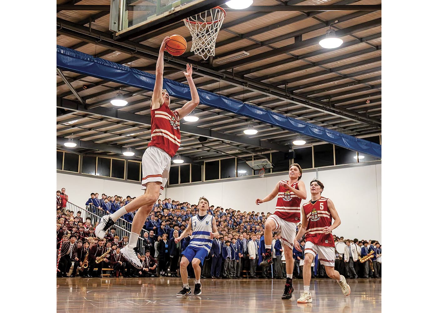 Harris’ hoops heroics