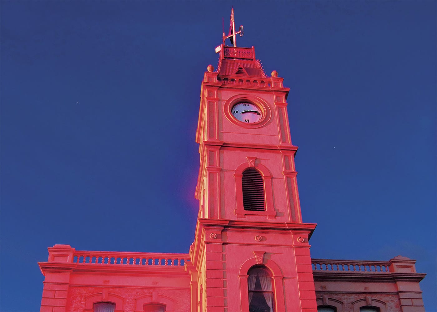Kadina Town Hall to join red wave for young lives lost