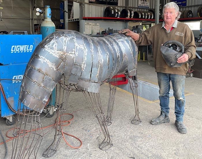 Metal horse sculpture to honour animals of war post image