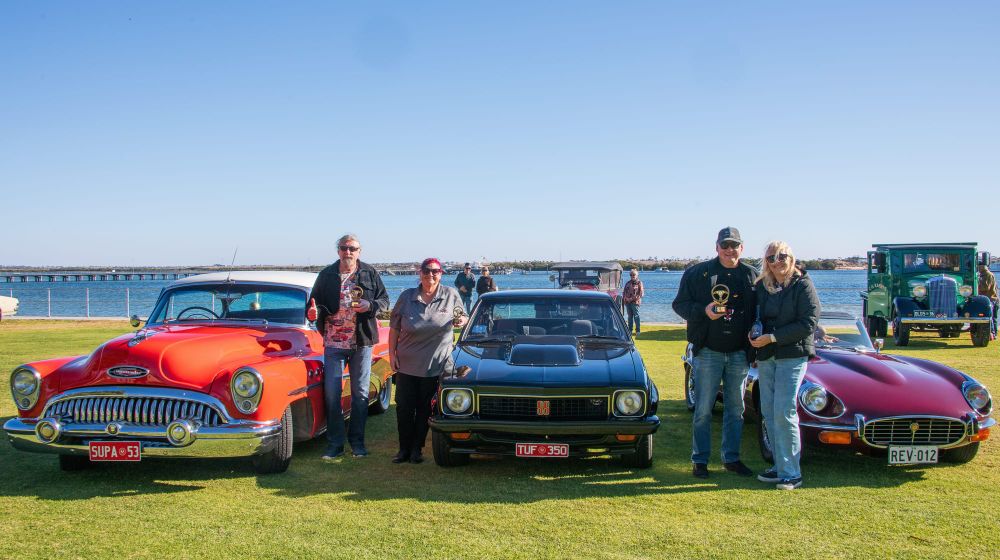 Classic cars draw record crowd post image