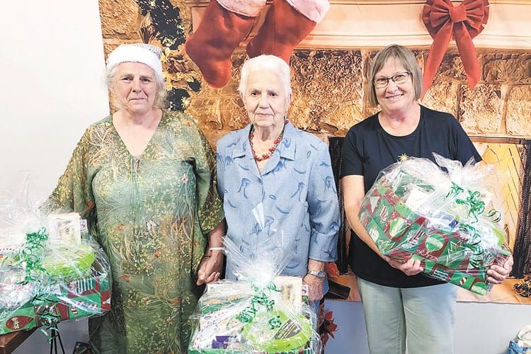 Festive cheer for cottage garden club post image