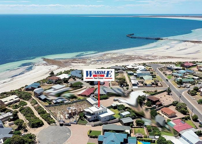 Luxury home on the bay post image