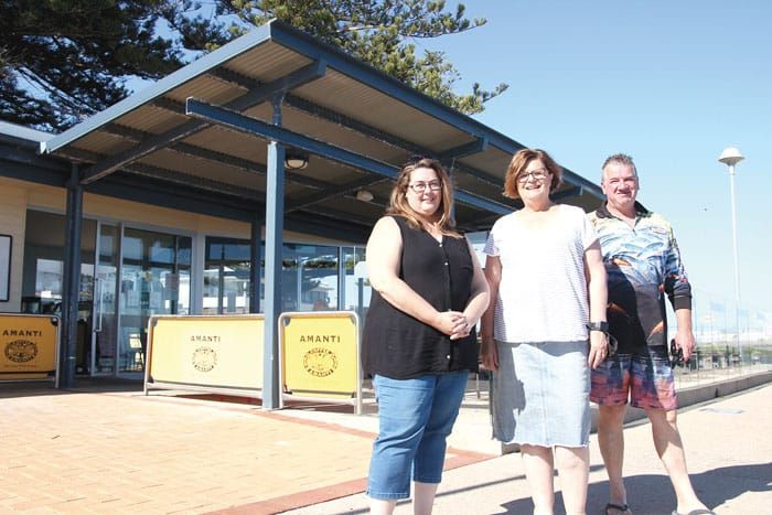 New lessee for foreshore café post image