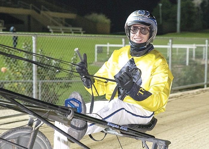 Magic Storm cruises to victory post image