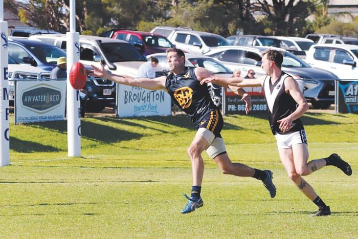 NAFA: Eagles win big in battle of the birds post image