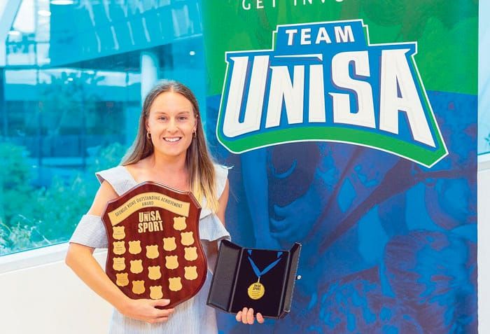 Caitlin named 2020 Female Student Athlete of the Year post image
