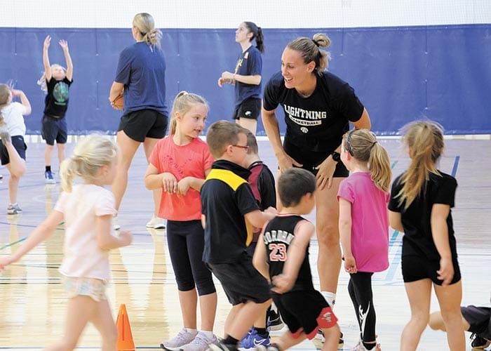 Junior hoopers learn from the Lightning post image