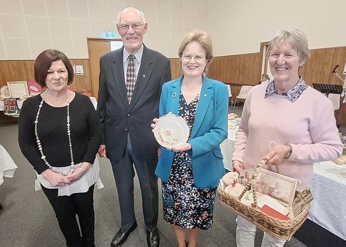Governor visits Ardrossan SACWA post image