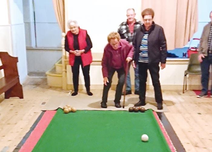 Cross Roads indoor cush bowls post image