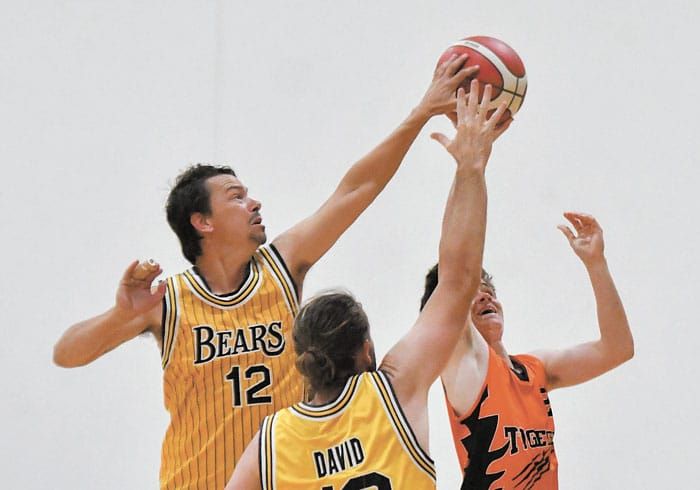Basketball: Arthurton shakes up YVBA to end 2021 post image