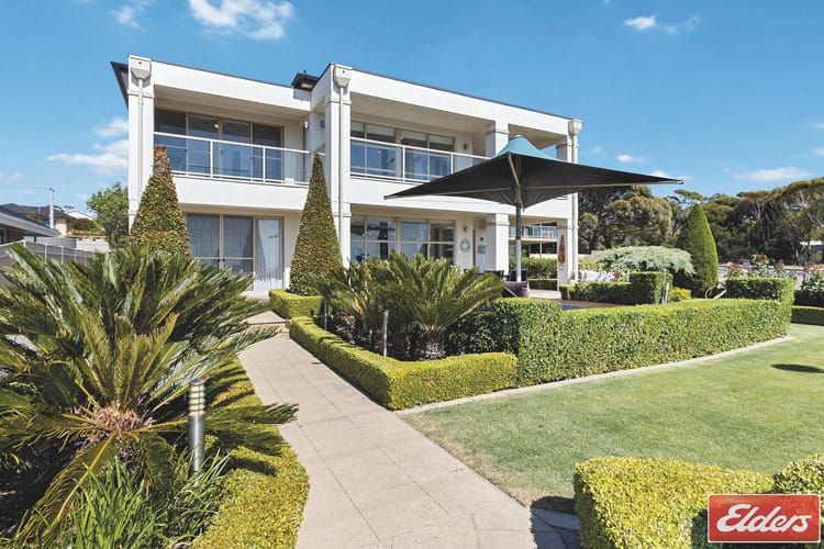 Seafront living in prime location post image