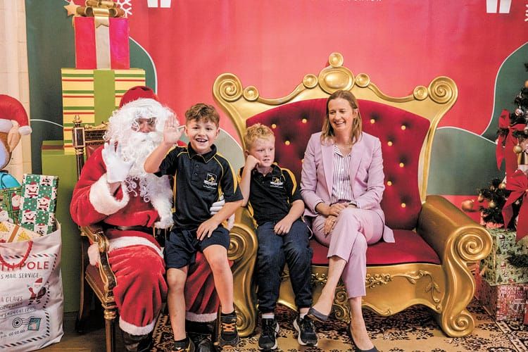All is calm and quiet for a soft, sensory adjusted Christmas post image