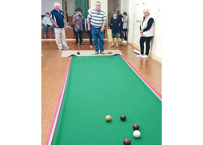 Cross Roads indoor cush bowls post image
