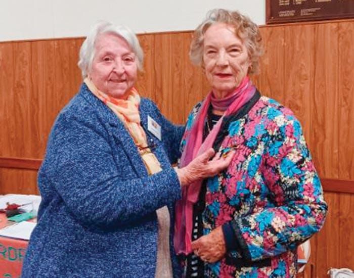 Honours for garden club members post image