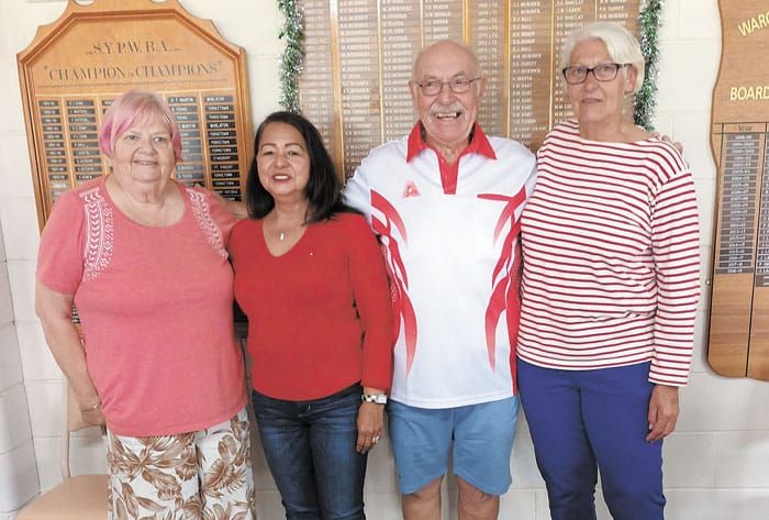 New uniforms for Warooka bowlers post image