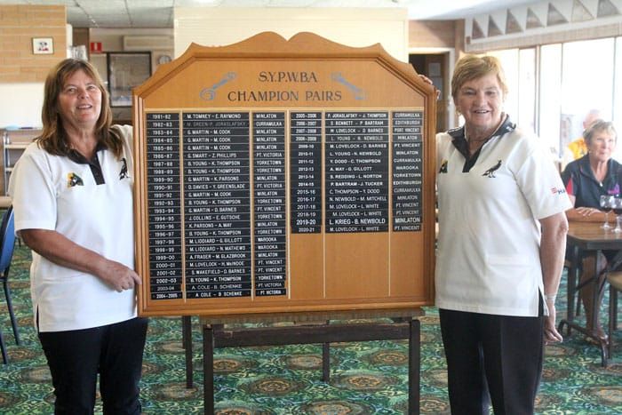 Bowls: Curramulka score double champions post image