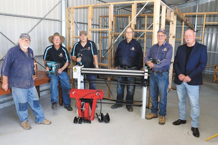 Community grant at work in men’s shed post image