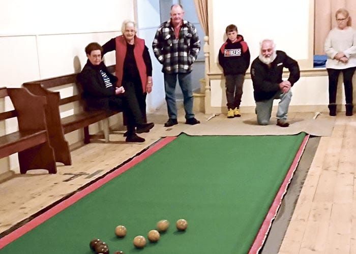 Cross Roads indoor cush bowls post image