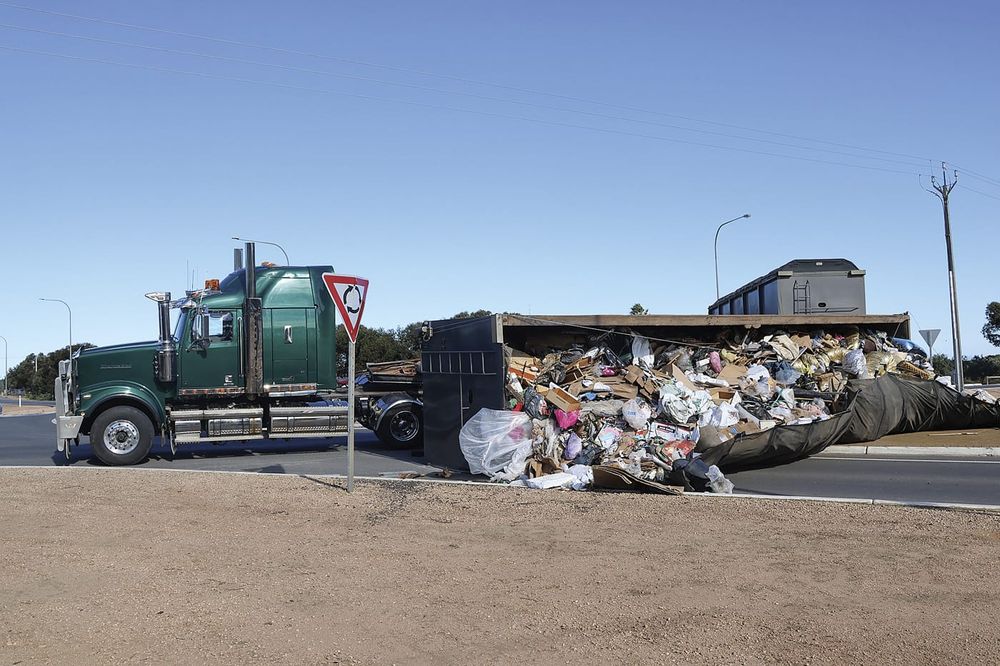 B-double spill closes  Copper Coast Highway post image
