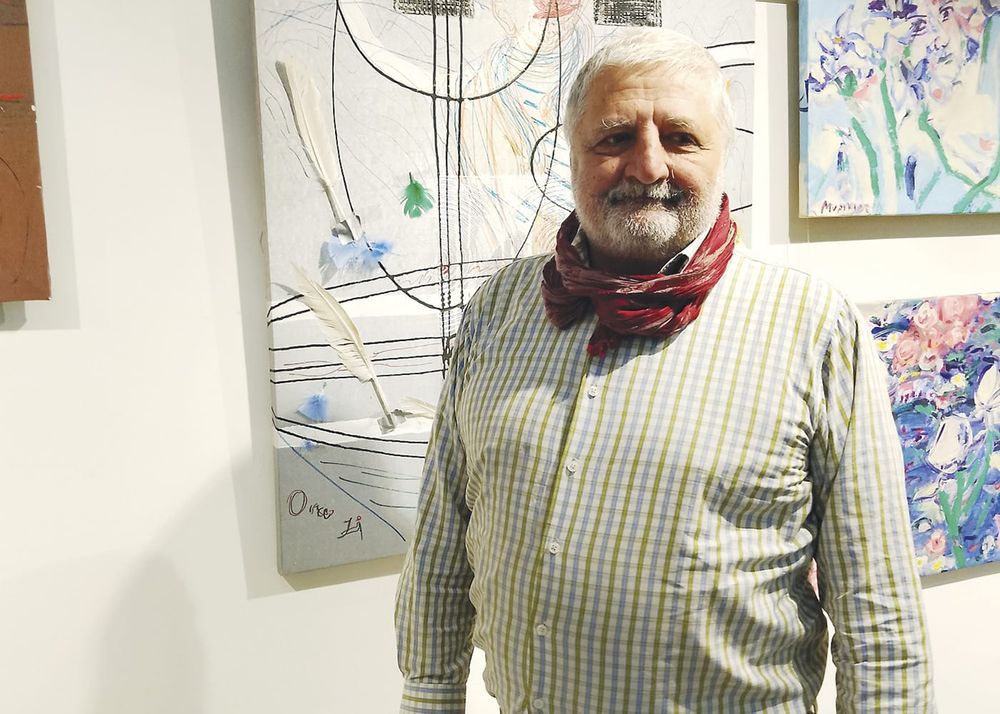 Exhibition showcases icons on glass post image