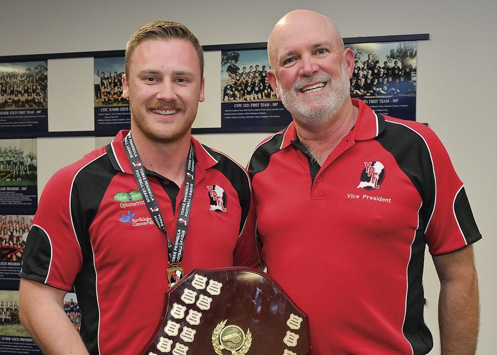 Millard and Bruce receive 2026 umpire awards post image
