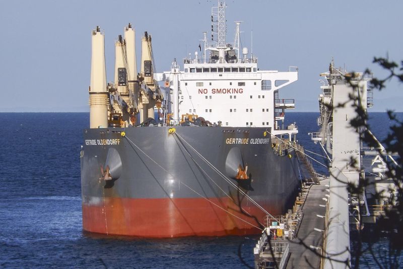 Unusual shipping arrival post image