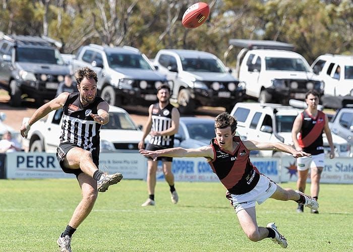 Pasky swoops into semifinal post image