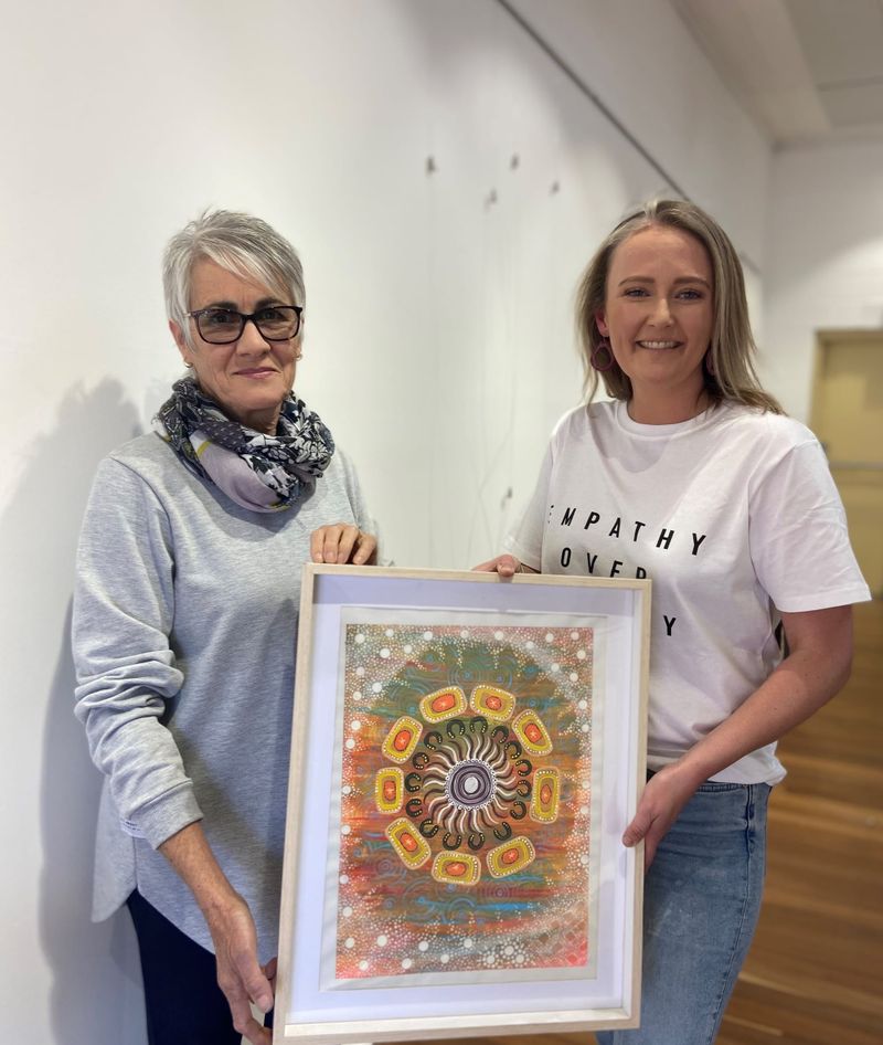 Shining a light on South Australian artists post image