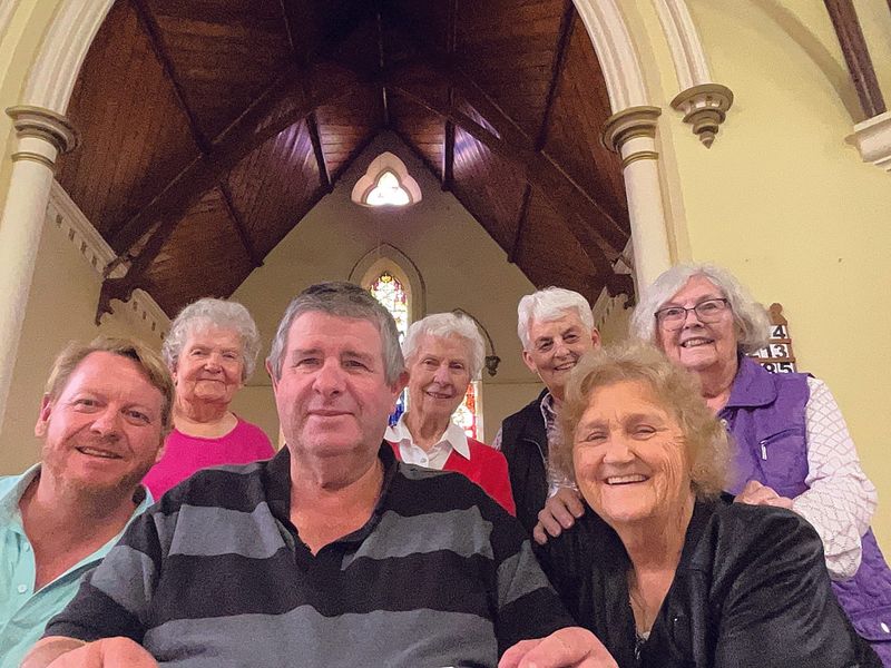 Easter service in the square at Moonta post image