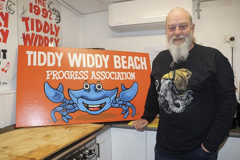 Making progress: Getting nitty gritty with the Tiddy Widdy progress committee post image