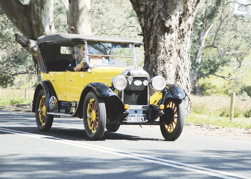 Vintage vehicles venture to Arthurton post image