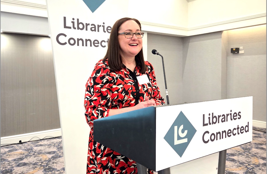 In U.K. Appearance, Amanda Jones Talks Censorship, and the Role of Librarians in the Fight for Democracy