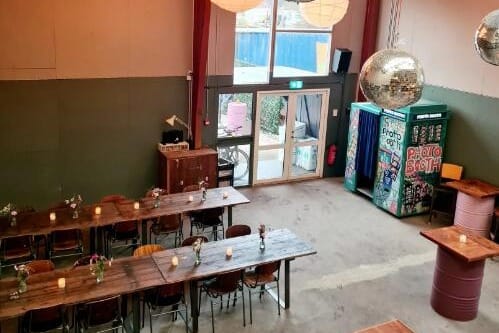 Odds and Ends - rustikke lokaler til fester og selskaber