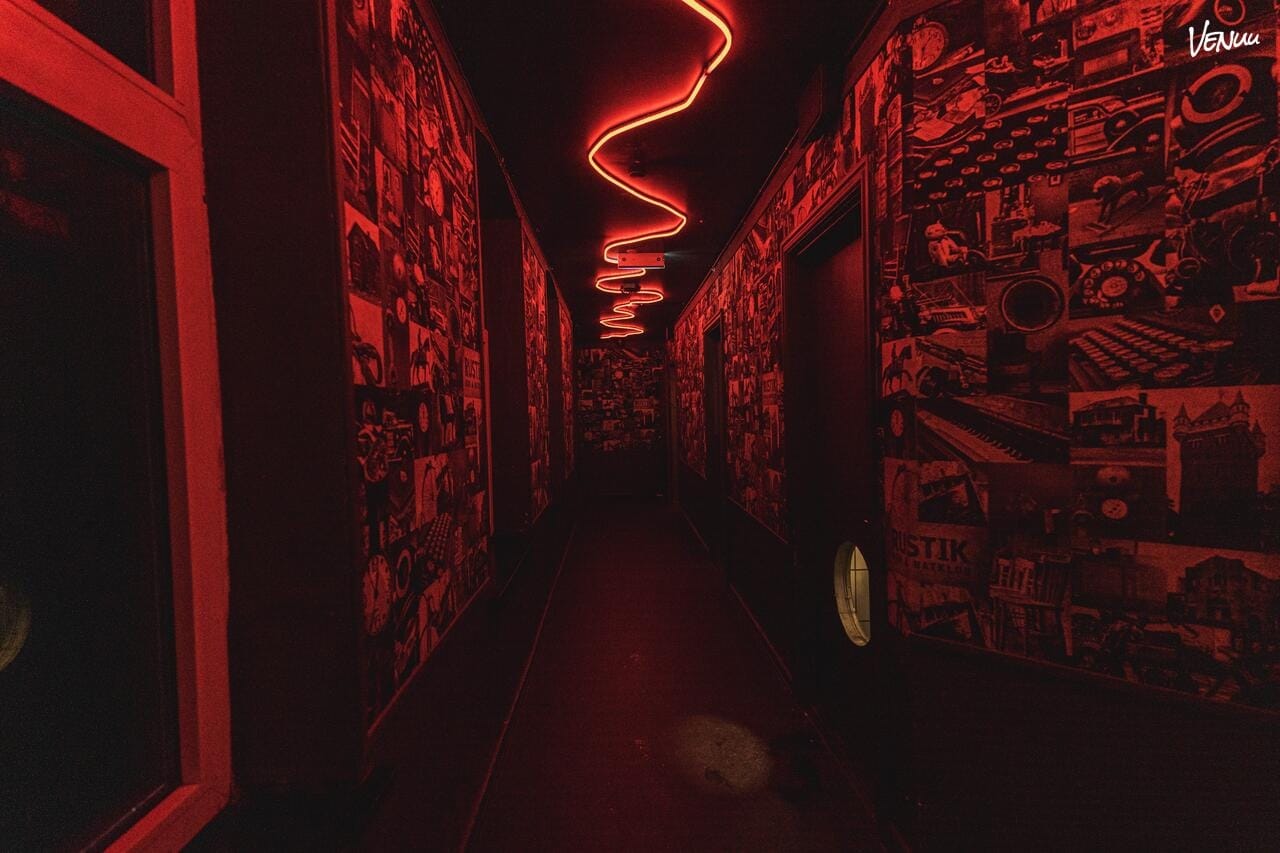 Rustik Bar & Natklub i Esbjerg - Festlokaler og Selskabslokaler