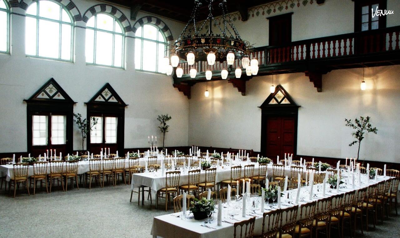 Den Gamle Station - Ventesalen - Festlokaler & Selskabslokaler Nordsjælland