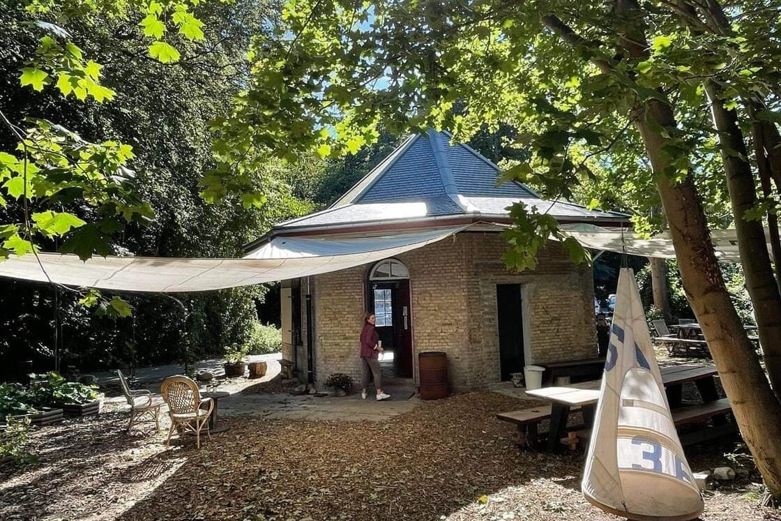 Pavillonen i Charlottenlund - Hyggeligt selskabslokale tæt på natur