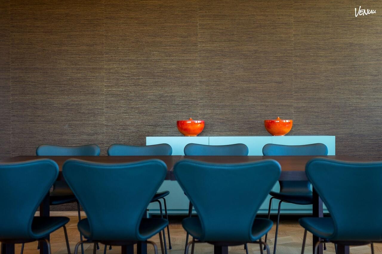 Eksklusivt mødelokale med moderne faciliteter og historiske detaljer i hjertet af København