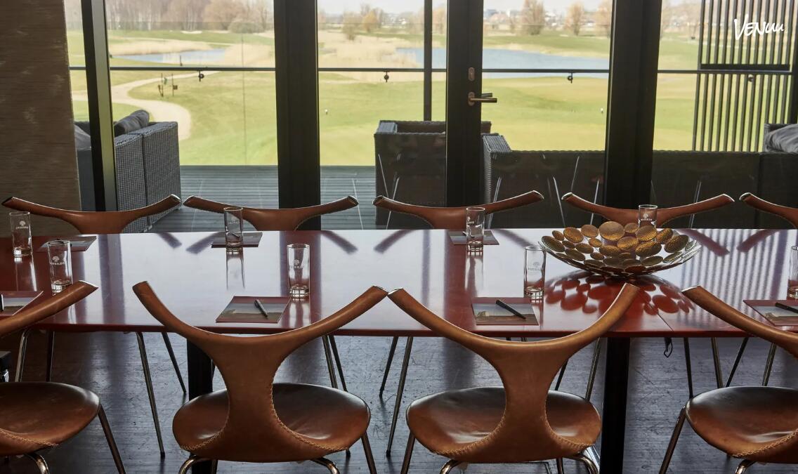 Luksuriøse kursuslokaler med moderne teknologi og elegant indretning.