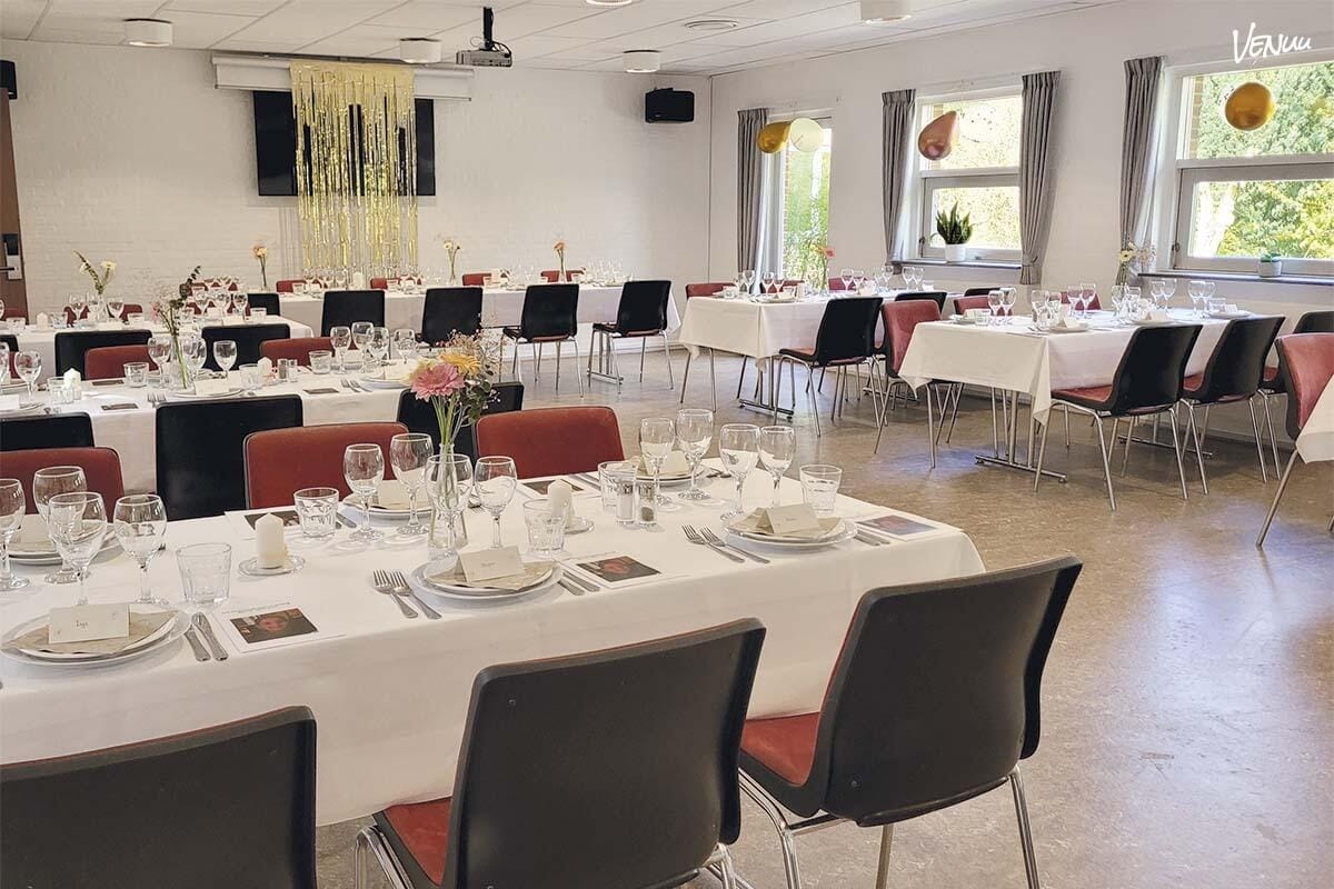 Afslappet lokale perfekt til jeres bryllup med overnatning - Aarhus Hostel og Hotel
